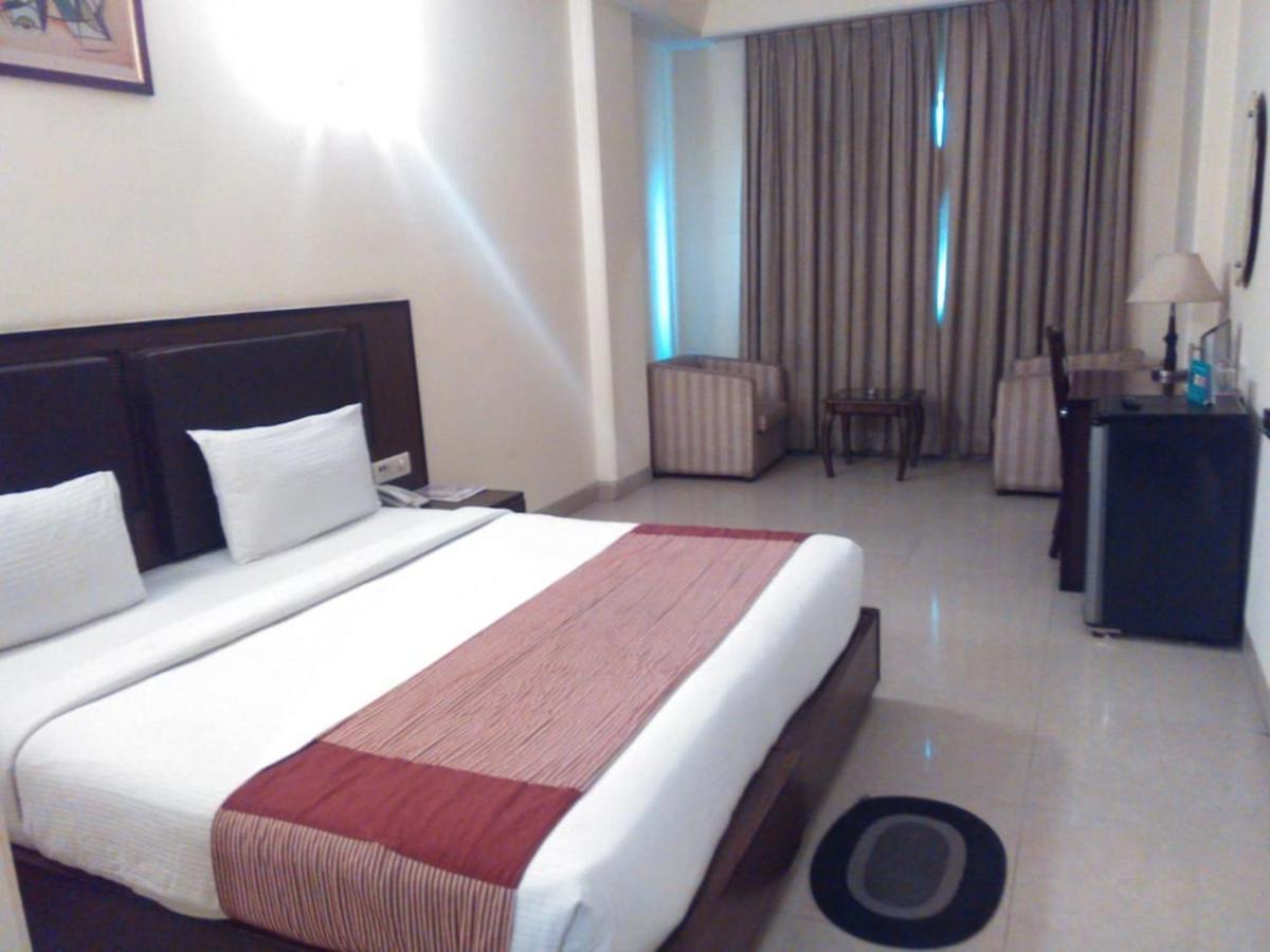 Airport Plaza Hotel New Delhi