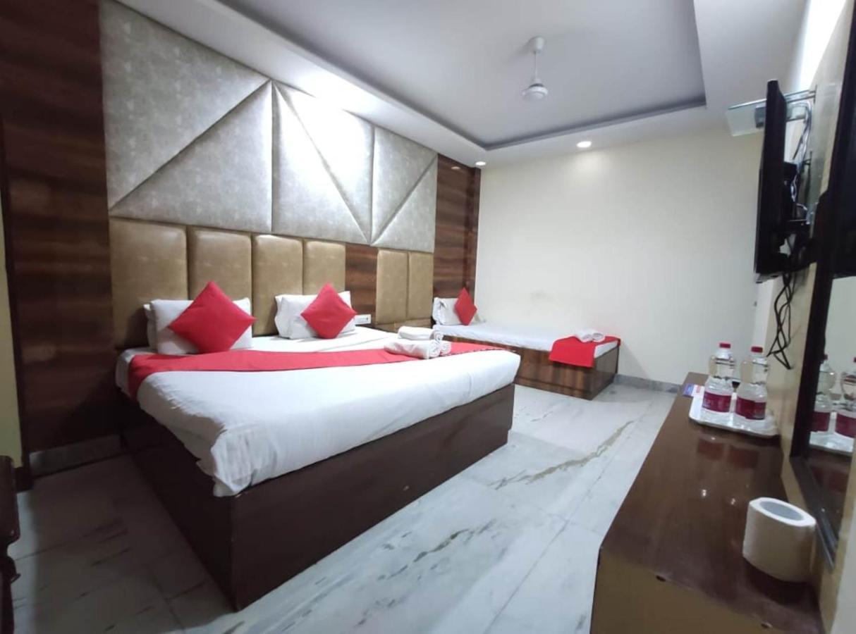 Airport Plaza 3* New Delhi